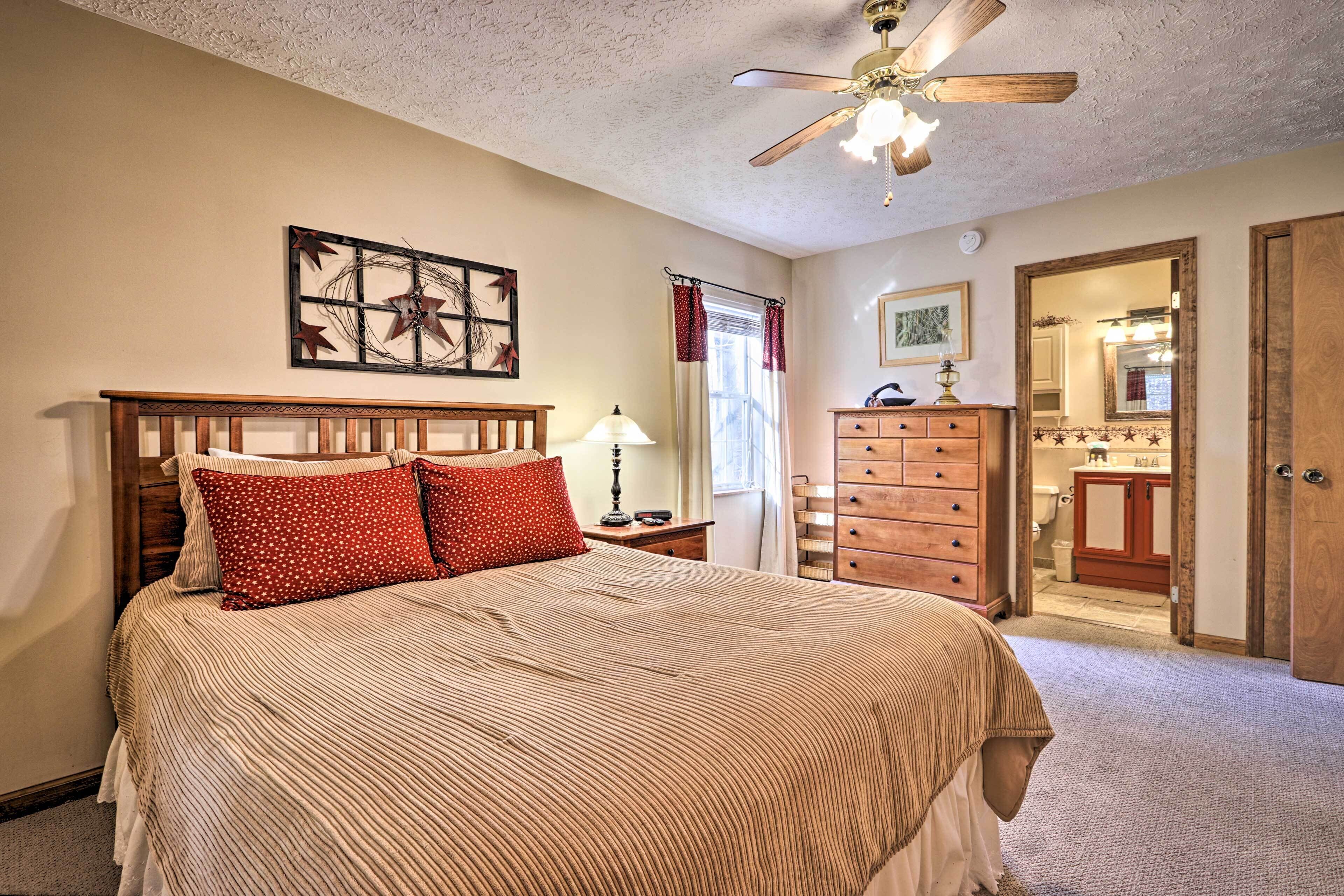 House (2 Bedrooms) | Interior