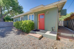 Cottage (2 Bedrooms) | Interior