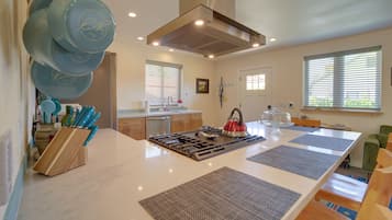 Cottage (2 Bedrooms) | Interior