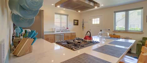 Cottage (2 Bedrooms) | Interior