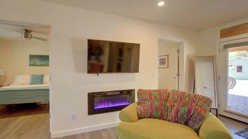 Cottage (2 Bedrooms) | Interior