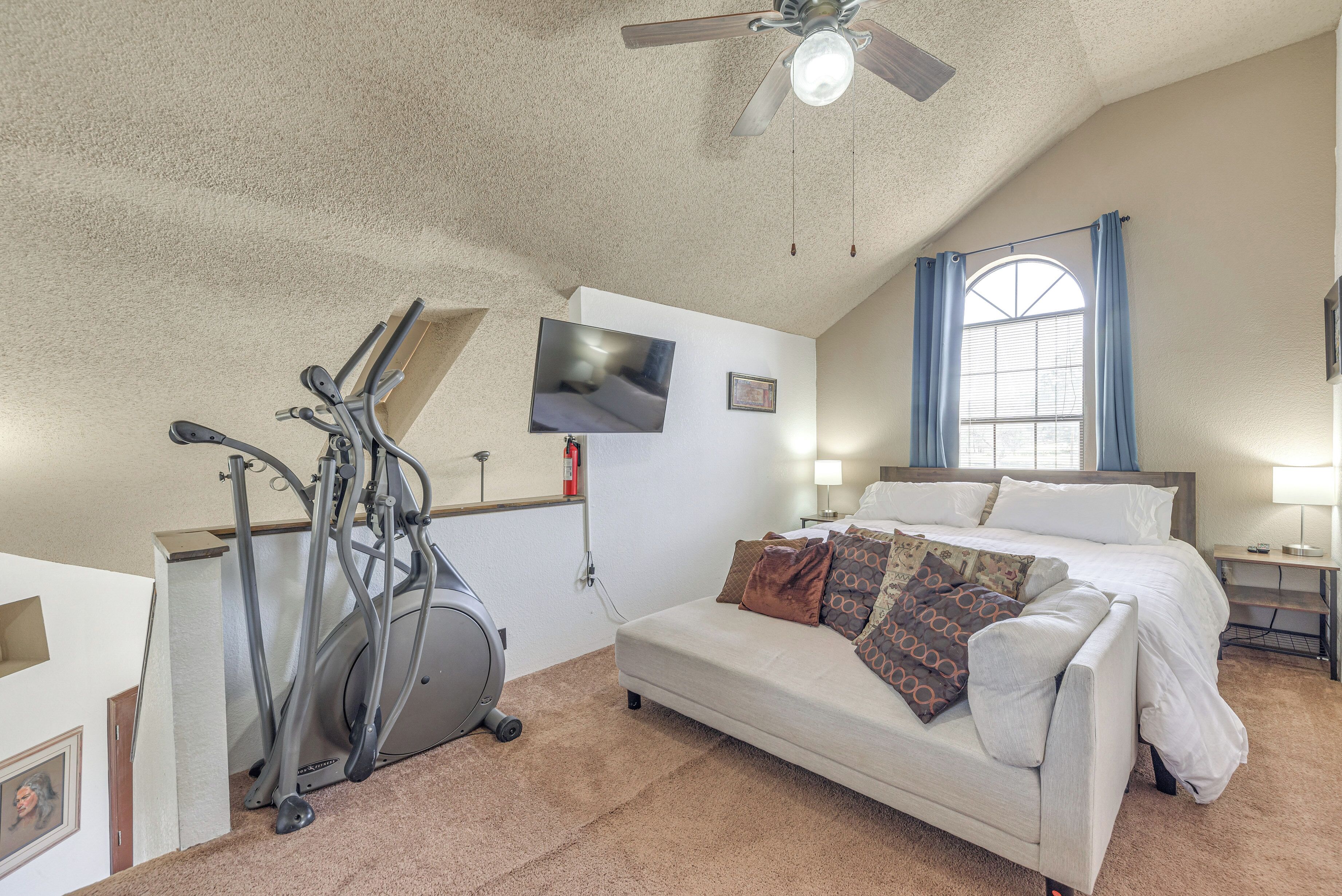 Apartment (1 Bedroom) | Interior