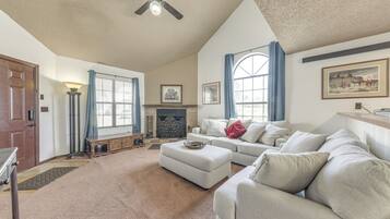 Apartment (1 Bedroom) | Interior