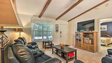 House (3 Bedrooms) | Front of property