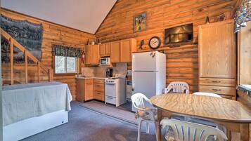 House (1 Bedroom) | Interior