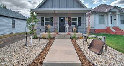 Walk to University: Dtown Laramie Home!