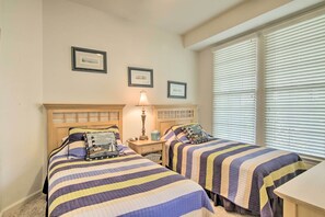 Villa (3 Bedrooms) | Interior - 4 Mi to Bethany Beach: Sunny Escape w/ Porches! (Ocean View)