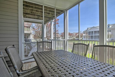 4 Mi to Bethany Beach: Sunny Escape w/ Porches!