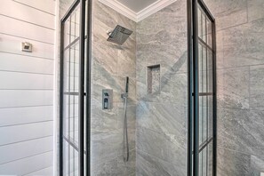 Apartment (0 Bedroom) | Interior