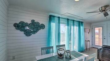 Apartment (0 Bedroom) | Interior