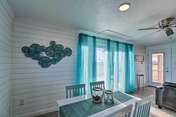 Apartment (0 Bedroom) | Interior