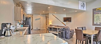 Charming Home - 1 Mi to Yellowstone National Park!