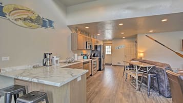 House (1 Bedroom) | Interior