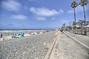 Interior - Oceanside Home w/ Yard - Walk to Beach & Pier (Oceanside)