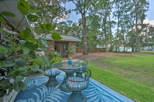 Downtown Home w/ Yard & BBQ - 6 Mi to Downtown!