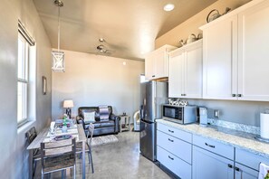 House (1 Bedroom) | Interior