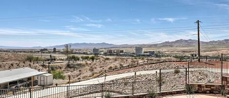 單棟房屋 (3 Bedrooms) | 泳池 | 室外泳池