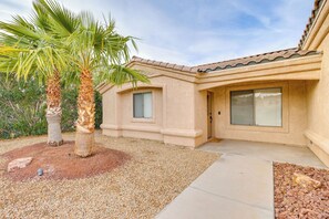 House (3 Bedrooms) | Interior - 2 Mi to Beach: Lake Havasu Gem w/ Pool & Spa! (Lake Havasu City)