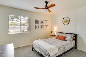 House (3 Bedrooms) | Interior - 2 Mi to Beach: Lake Havasu Gem w/ Pool & Spa! (Lake Havasu City)