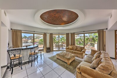 Luxe Cabo Retreat: Terrace w/ Stunning City Views!