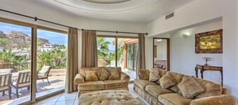 Luxe Cabo Retreat: Terrace w/ Stunning City Views!