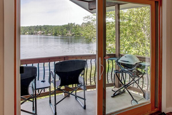 House (1 Bedroom) | Interior - Lakefront Brainerd Cabin - Great Rice Lake Fishing (Brainerd)