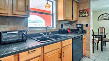 Microwave, oven, stovetop, dishwasher