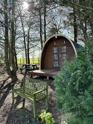 Cabin | Property grounds - Woodland Camping pod With use of Campsite Bathroom (Grantham)