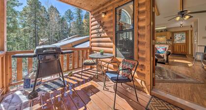 Charming 'coppertop' Cloudcroft Cabin: 3 Mi to Ski