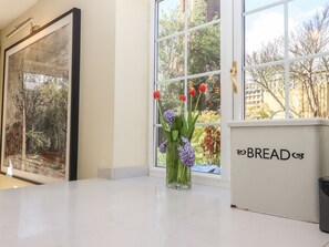 Interior - Cherry Garden Cottage (Cranbrook)