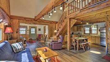 ํ์ฐ์ค (2 Bedrooms) | ๋ด๋ถ