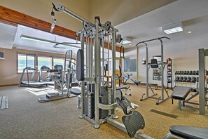 Apartment (3 Bedrooms) | Interior - Luxe Fraser Condo: Community Pool and Hot Tub Open (Fraser)