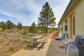 House (3 Bedrooms) | Front of property