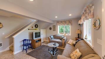 House (1 Bedroom) | Interior