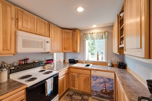 House (1 Bedroom) | Interior