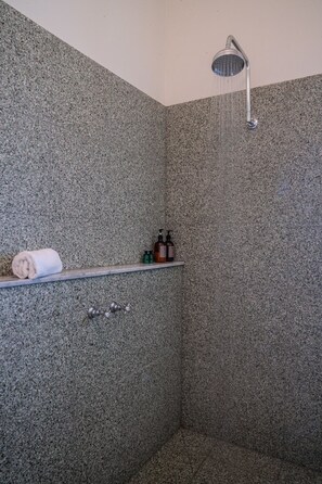 Håndklæder, Sæbe, Toiletpapir