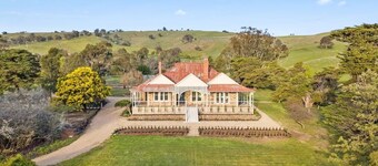 Restored Luxury Historic Glenroy Homestead