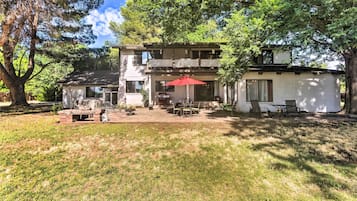 House (4 Bedrooms) | Front of property