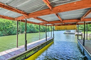 House (3 Bedrooms) | Interior - Private Deck & Dock: Home on Lake Hamilton! (Hot Springs)