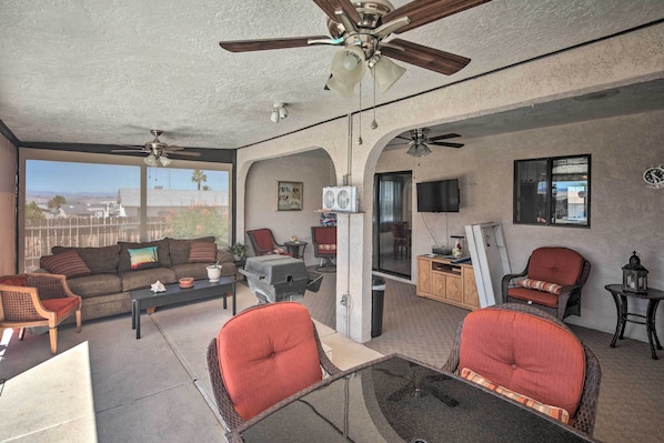 House (2 Bedrooms) | Interior