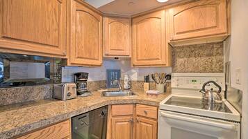 Apartment (0 Bedroom) | Interior