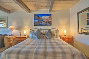 Apartment (0 Bedroom) | Interior - Ski Lovers Studio w/ Easy Pool + Hot Tub Access! (Snowmass Village)