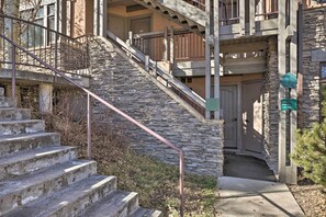 Apartment (0 Bedroom) | Interior - Ski Lovers Studio w/ Easy Pool + Hot Tub Access! (Snowmass Village)