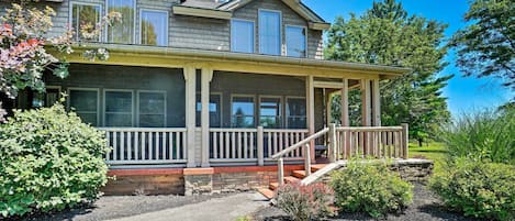 Apartment (3 Bedrooms) | Front of property