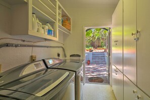 House (2 Bedrooms) | Interior - Patio & Views: Peaceful Sedona Getaway! (Sedona)