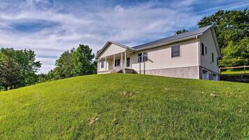 ุงูู
ูุดุฃุฉ ู
ู ุงูุฏุงุฎู