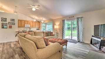 ุงูู
ูุดุฃุฉ ู
ู ุงูุฏุงุฎู