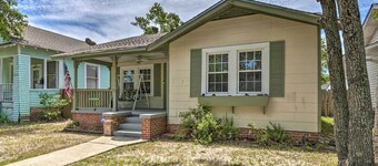 Cozy Gulfport Home: Walk to Beach, Marina & Casino