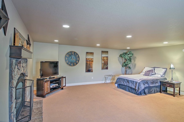 'Bella Greens' Spacious Sturgis Home W/ Large Deck - Bear Butte State Park, Sturgis
