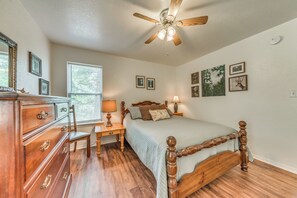 House (2 Bedrooms) | Interior - Hillside Haven w/ Deck < 2 Miles to Dwtn Ruidoso! (Ruidoso)